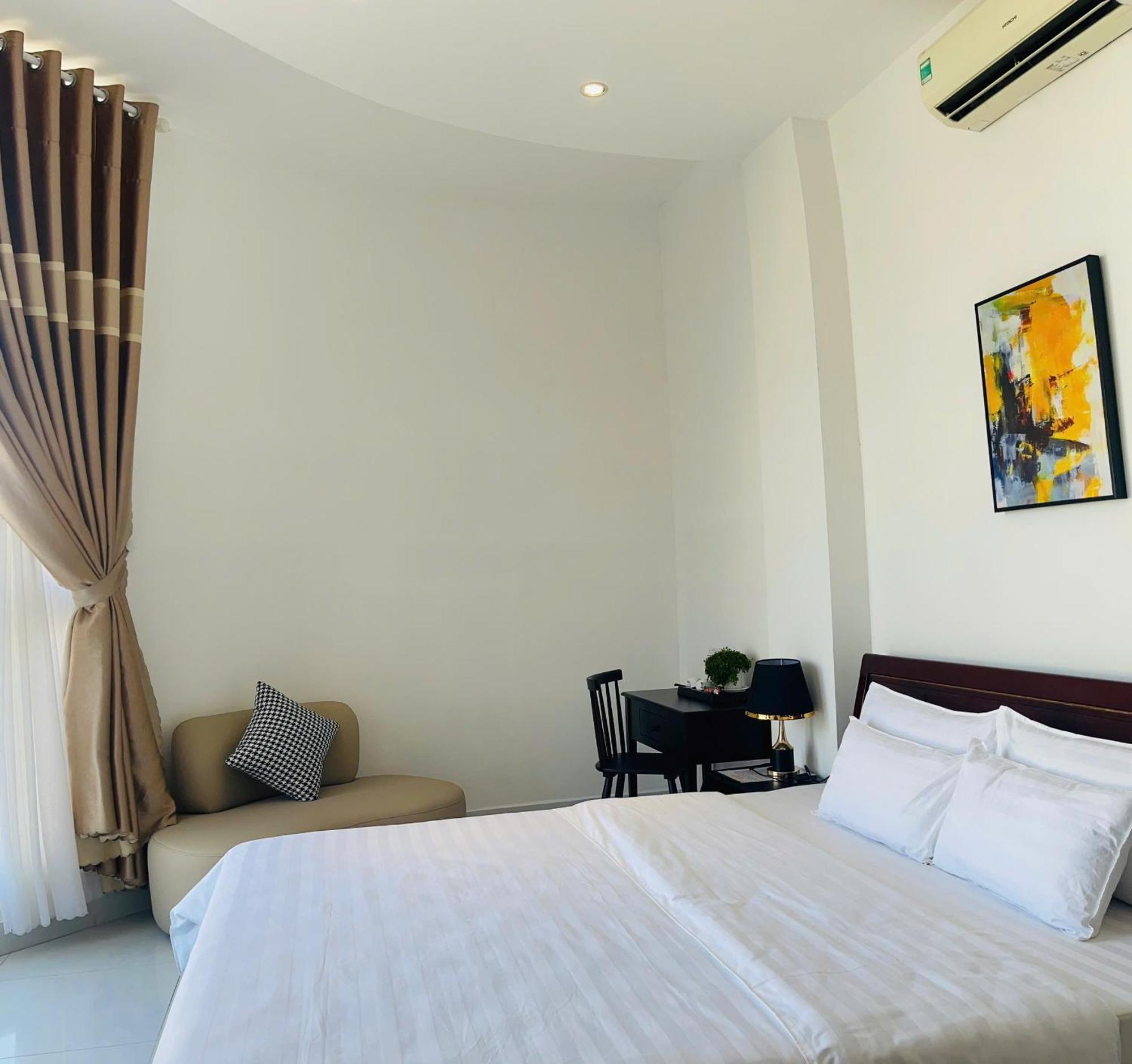 Hotel Khach San Romo à Quảng Ngãi Extérieur photo