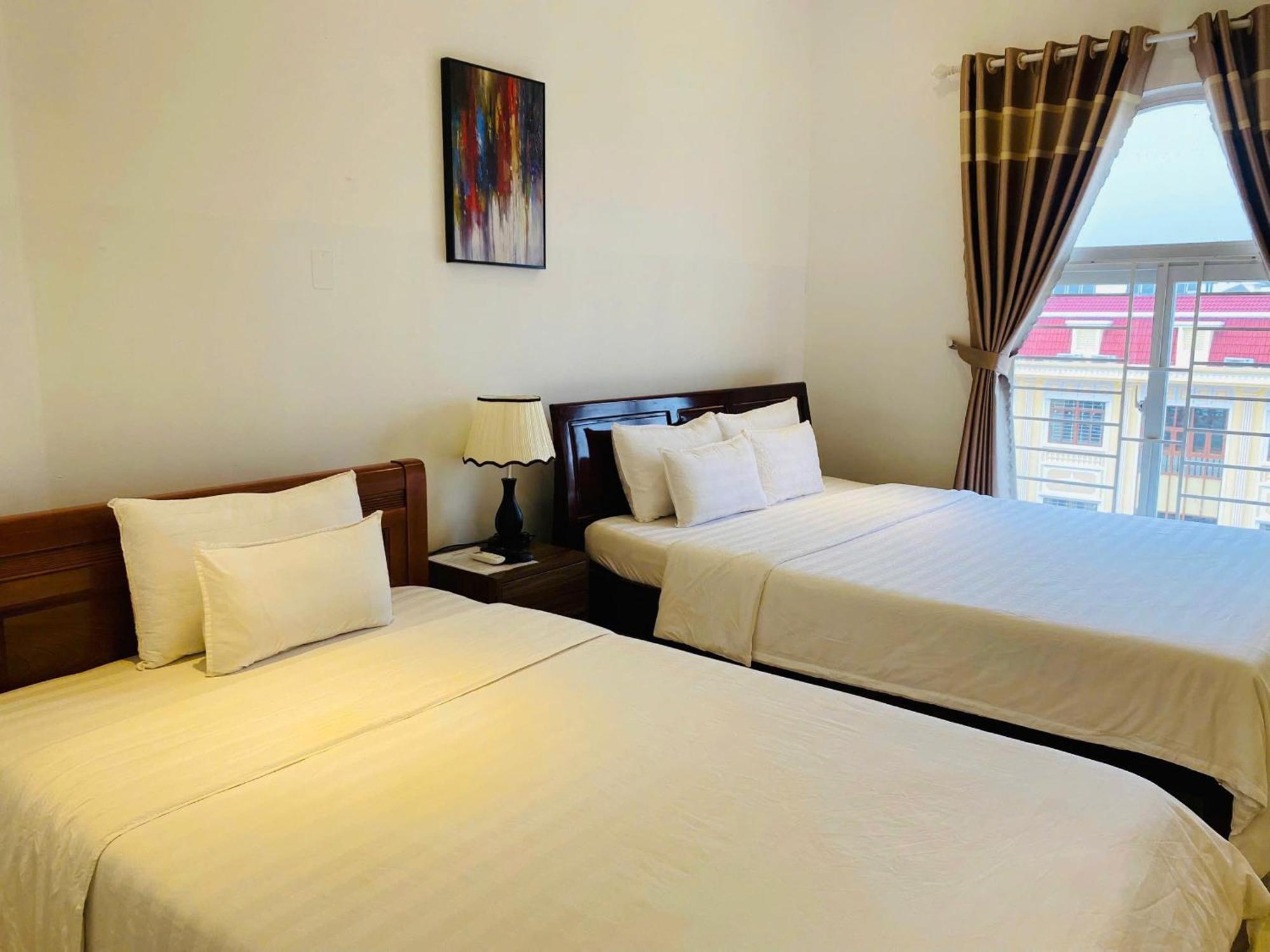 Hotel Khach San Romo à Quảng Ngãi Extérieur photo