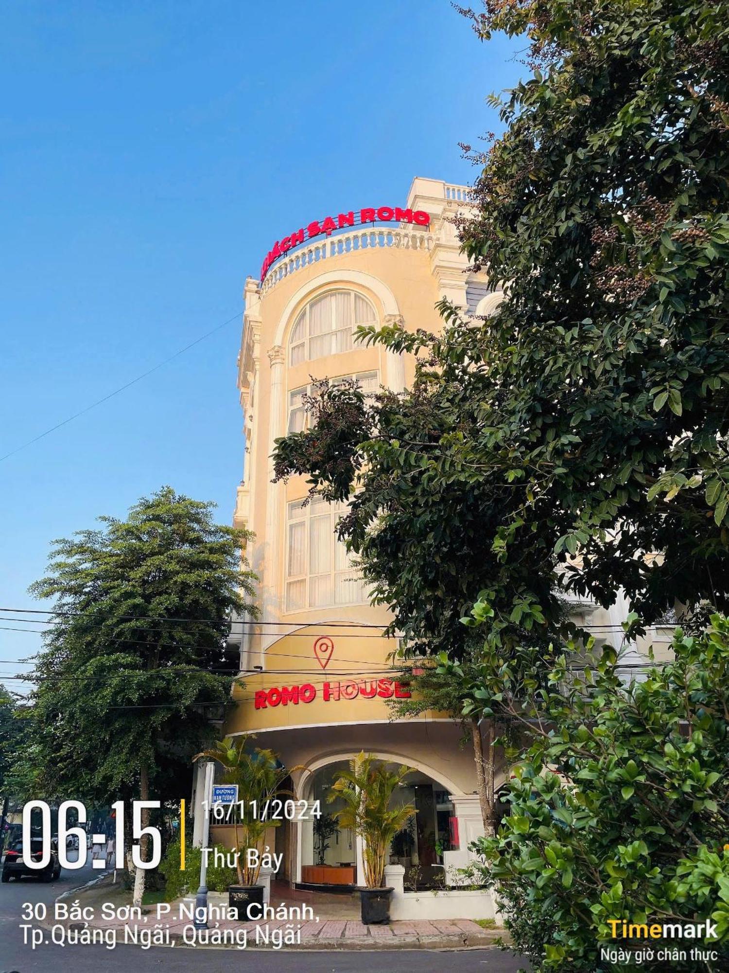 Hotel Khach San Romo à Quảng Ngãi Extérieur photo