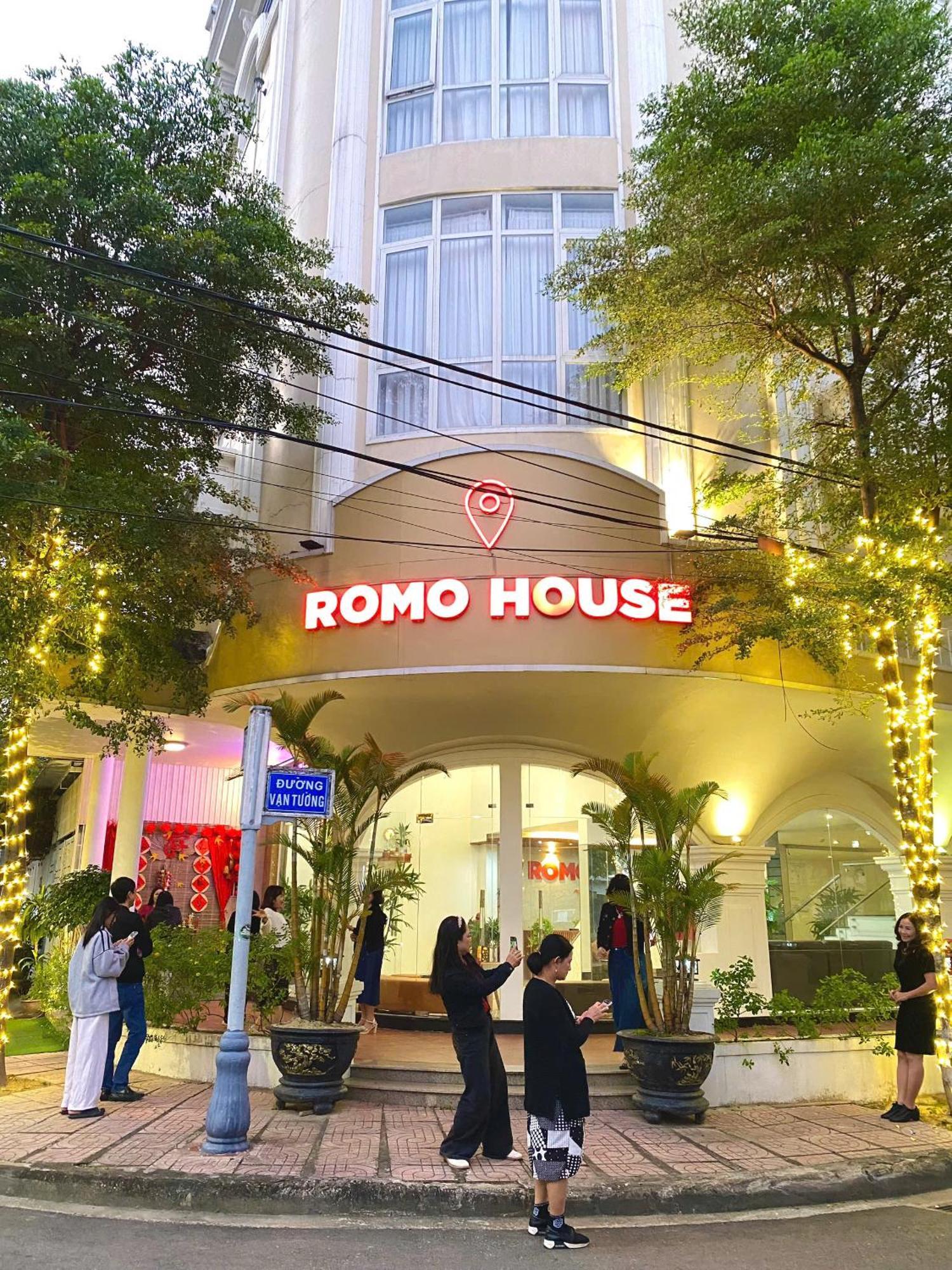 Hotel Khach San Romo à Quảng Ngãi Extérieur photo